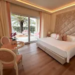 Riviera 5* 利尼亚诺萨比亚多罗