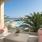 מלון Riviera