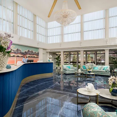 Riviera Hotel 5*