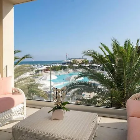 Hotel Riviera