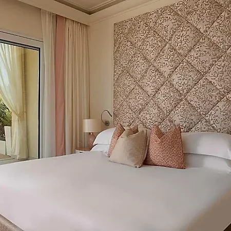Riviera 5*