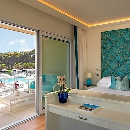 Riviera Szálloda 5*